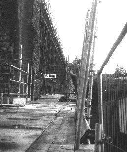 Construction of the Shin Viaduct footpath